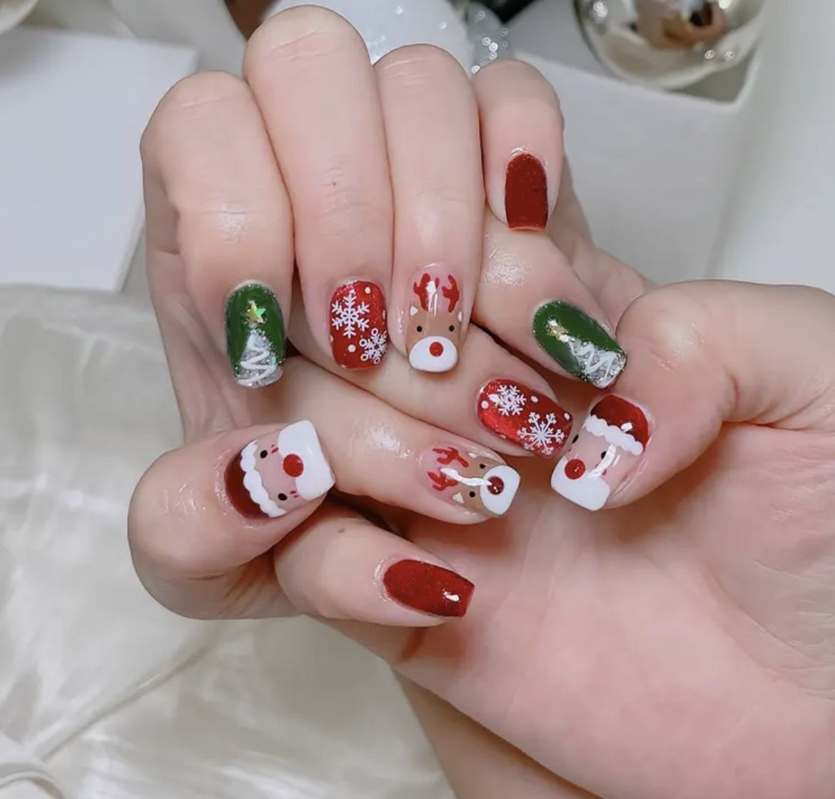 크리스마스 프레스온 네일 산타 순록 눈송이 인조 네일  - Nail Art Press On 리뷰 및 가격